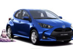 Sininen Toyota Yaris Hybrid etuviistosta
